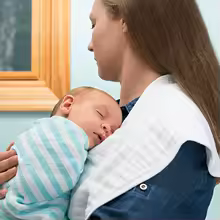 Our Comfy Cubs Muslin Burp Cloths Review After Testing them 4 Muslin burp cloths